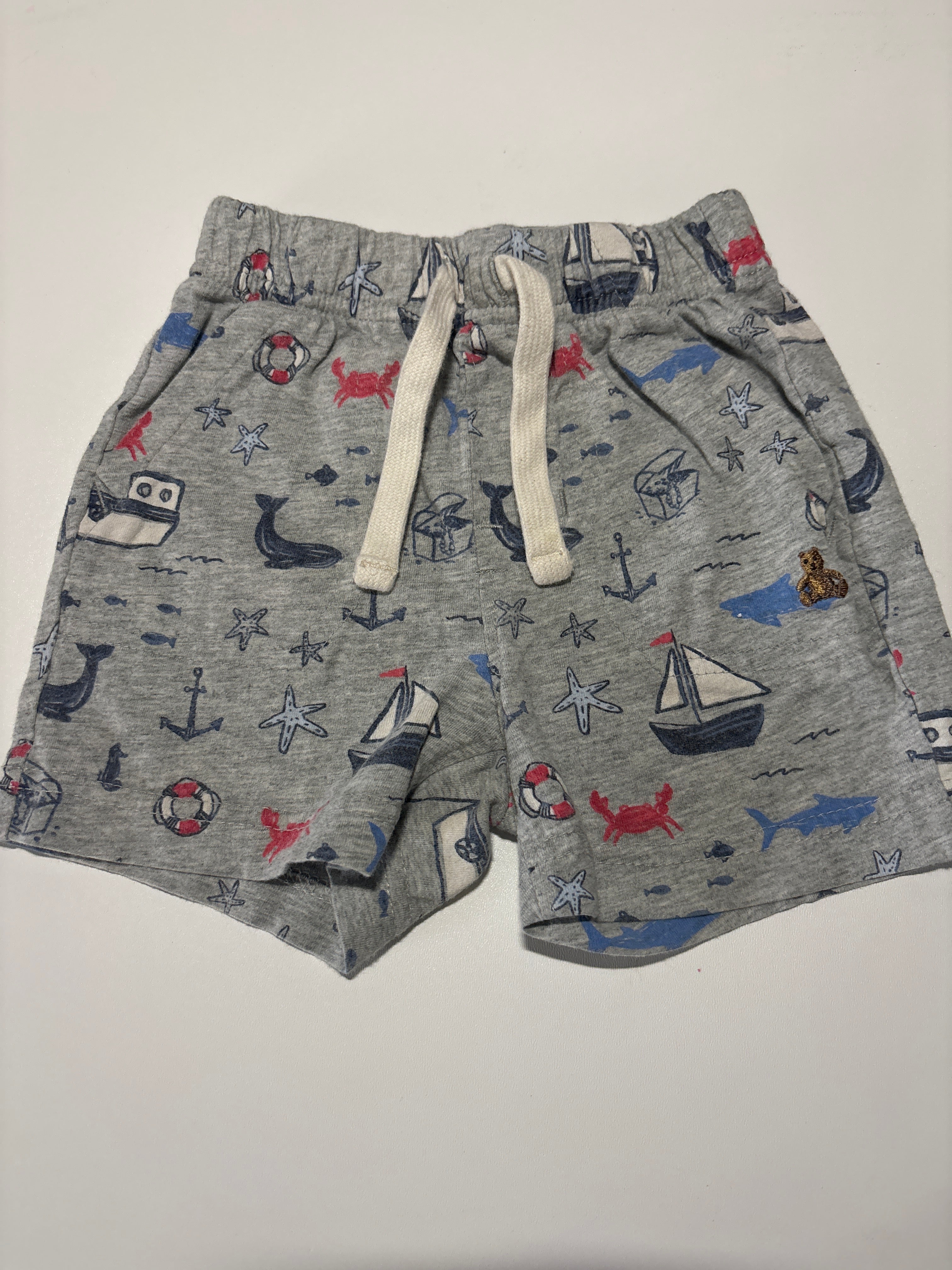 Short Baby Gap 12-18 mois