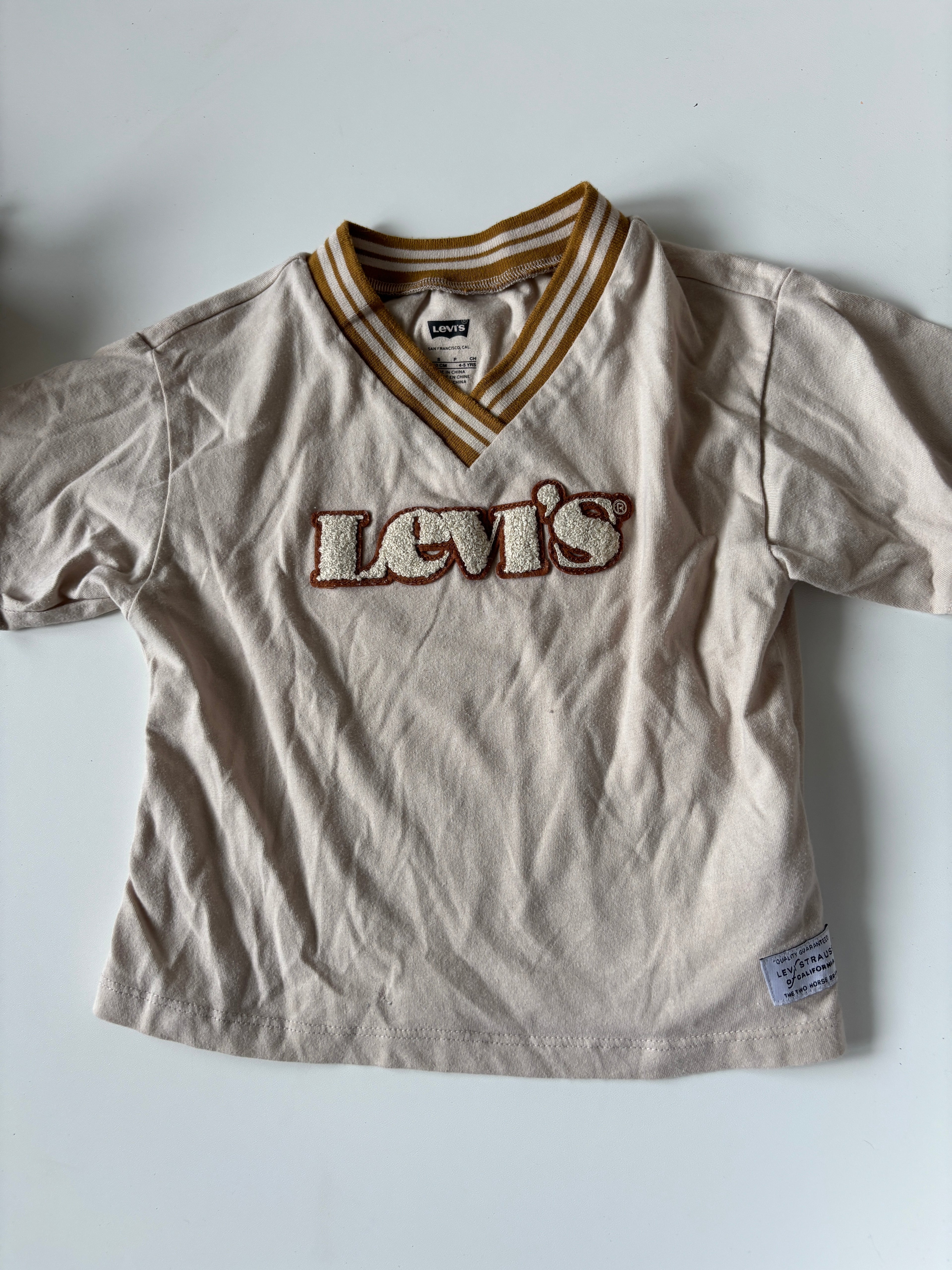 T-Shirt Levi’s 4-5 ans