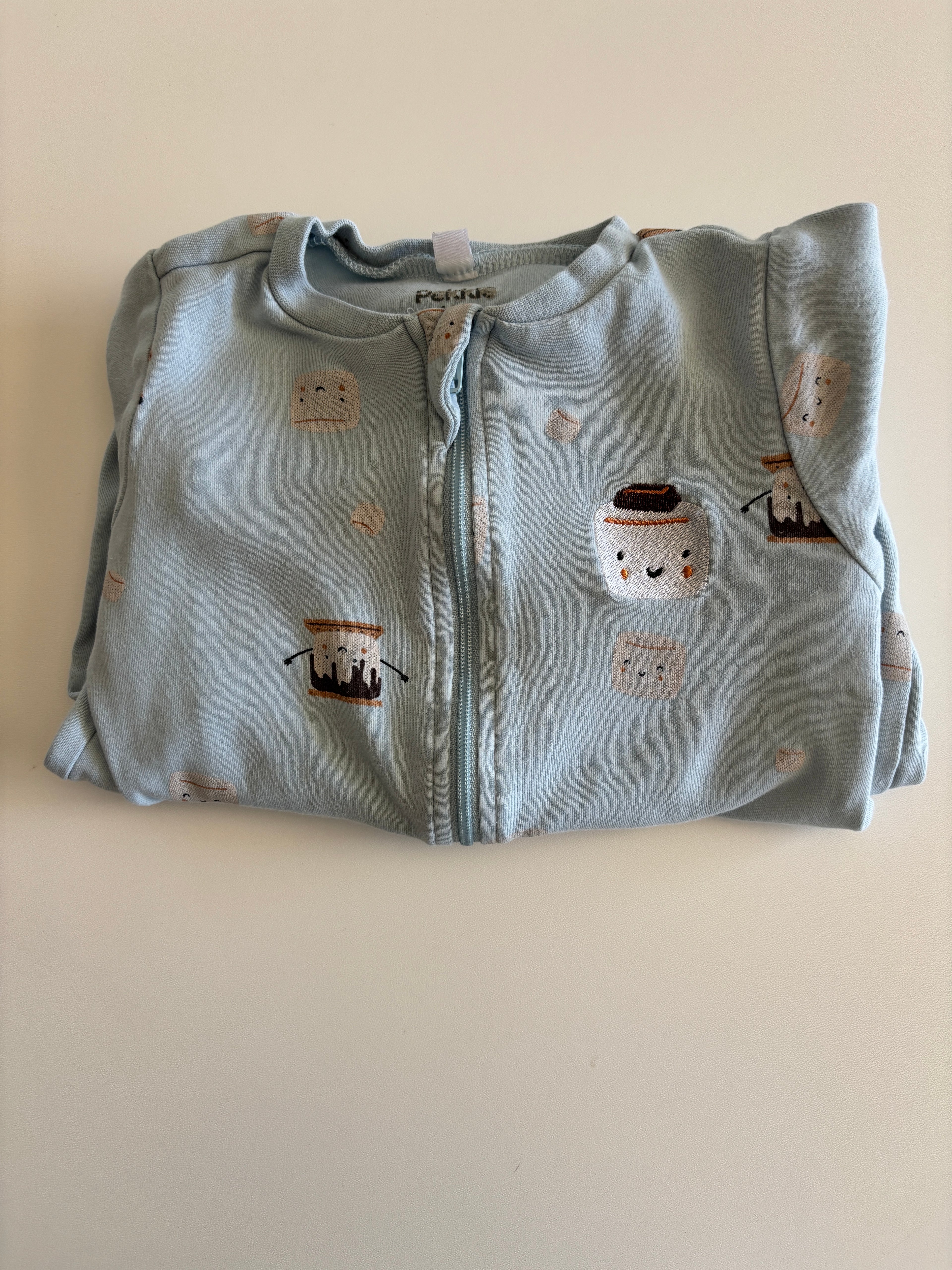 Pyjama Pekkle 24 mois ( un peu décolorée)
