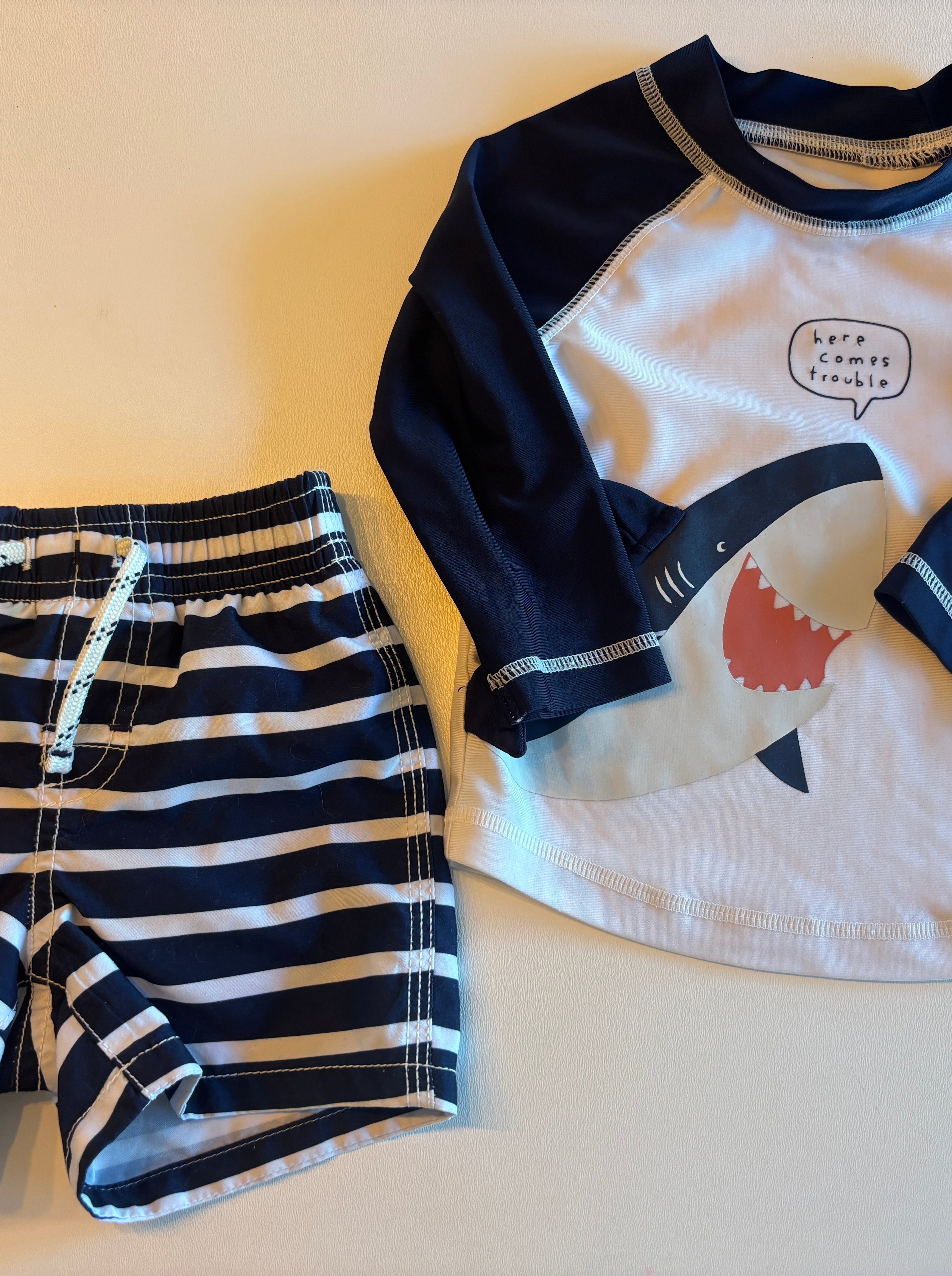 Costume de bain Baby GAP 6-12 mois
