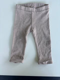 Pantalon H&M 6-9 mois ( un peu d’usure sur le genou droit)