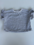T-Shirt H&M 1/12-2T (mini tache sur la manche en dessous du bras )