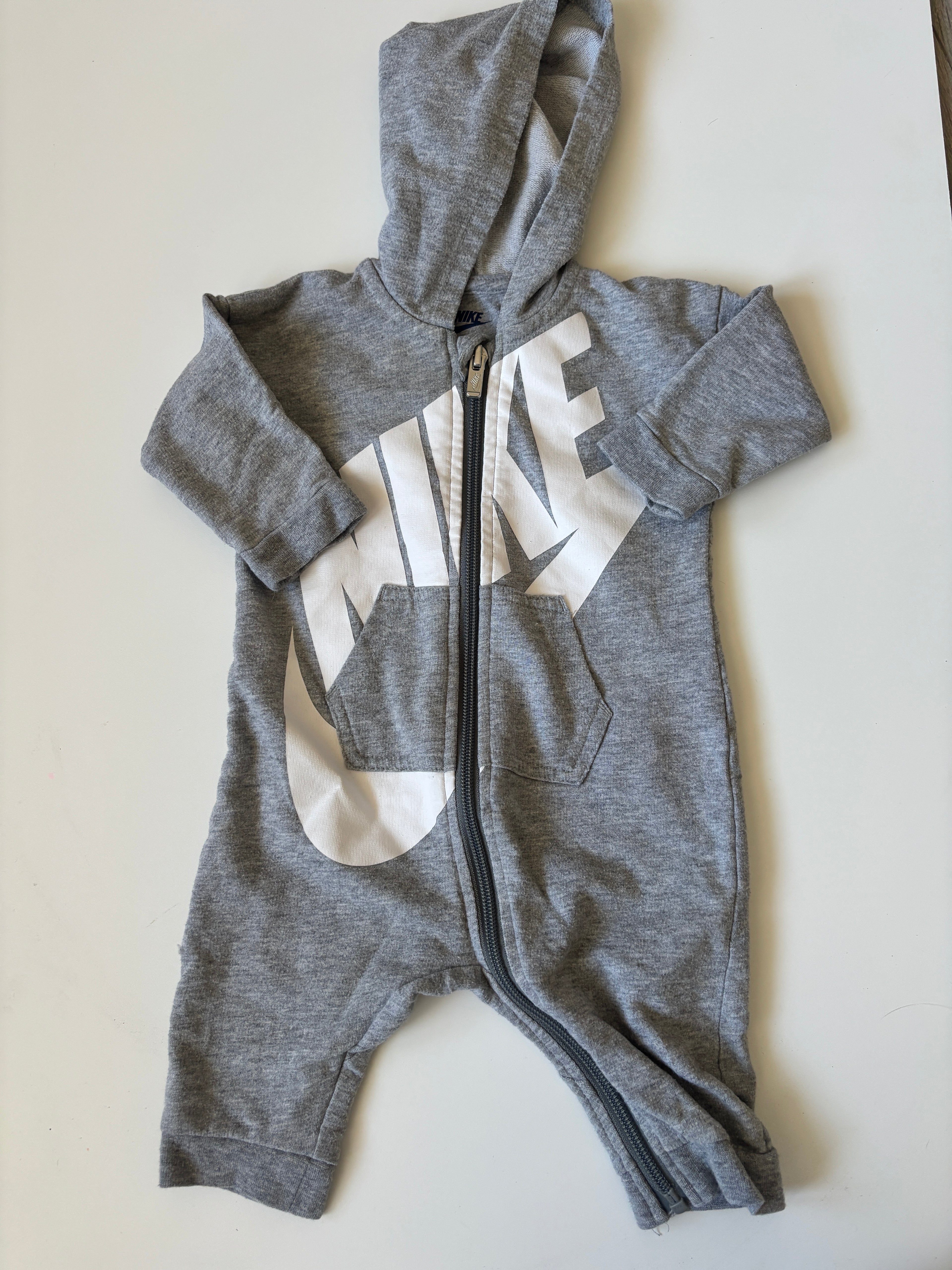 Ensemble NIKE 3-6 mois