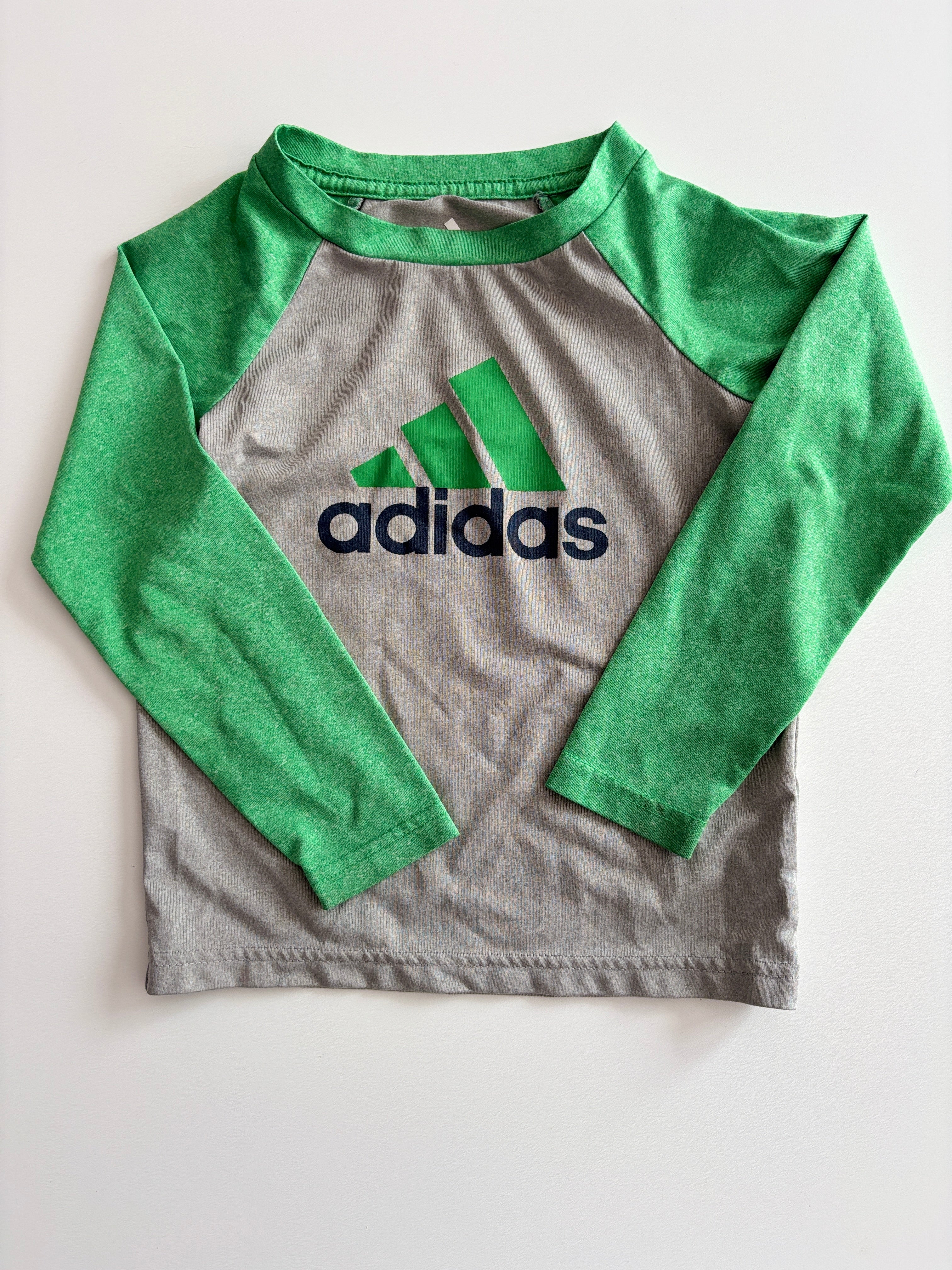 Chandail Adidas 3T